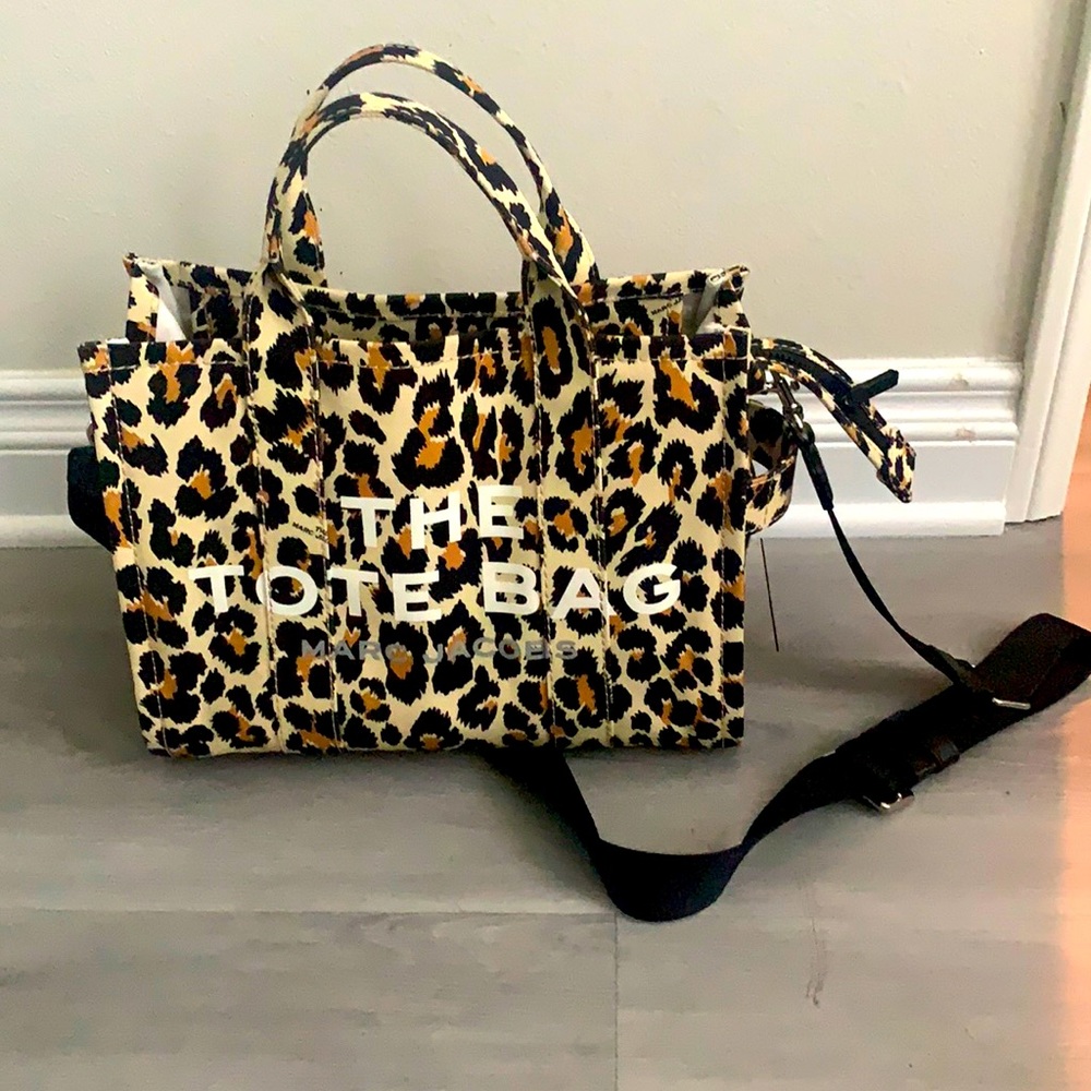 Brand New w/o tags Medium Marc Jacobs The Tote Bag